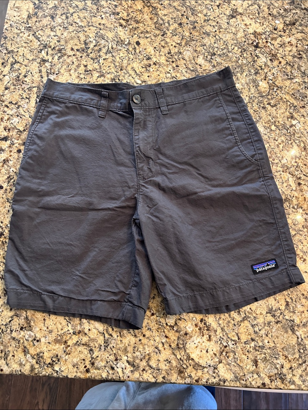 Patagonia Sz Dark Charcoal Grey Hybrid Shorts - Picture 1 of 4